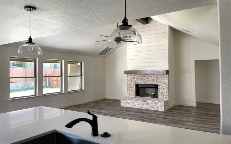 1004 Gannon Valley Trail, Weatherford, TX 76087, 5 Bedrooms Bedrooms, ,5 BathroomsBathrooms,Residential Lease,For Rent,1004 Gannon Valley Trail,20939156