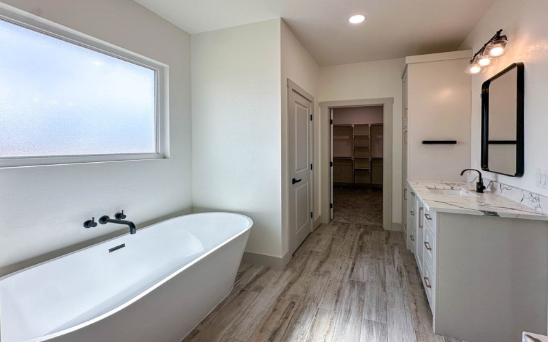 218 PR 302C, Seminole, TX 79360, 4 Bedrooms Bedrooms, ,2 BathroomsBathrooms,Residential,For Sale,218 PR 302C,160212