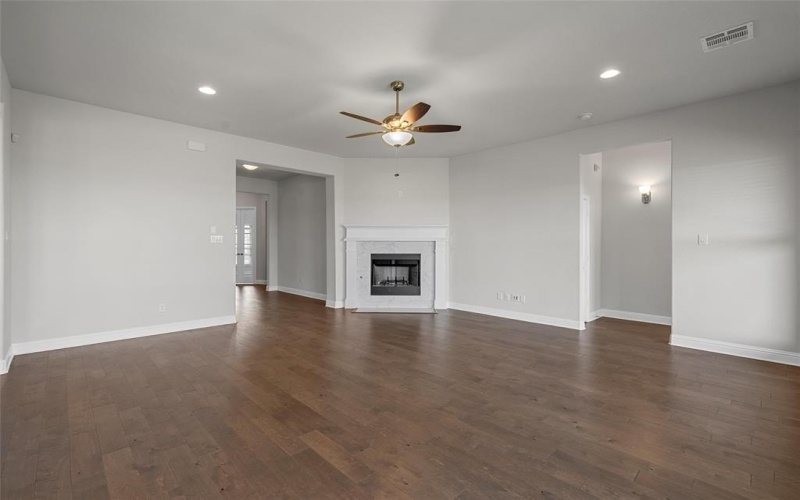 507 Broken Spoke Trail, Waco, TX 76657, 3 Habitaciones Habitaciones , ,2 BañosBaños,Residential,En Venta,507 Broken Spoke Trail,225682