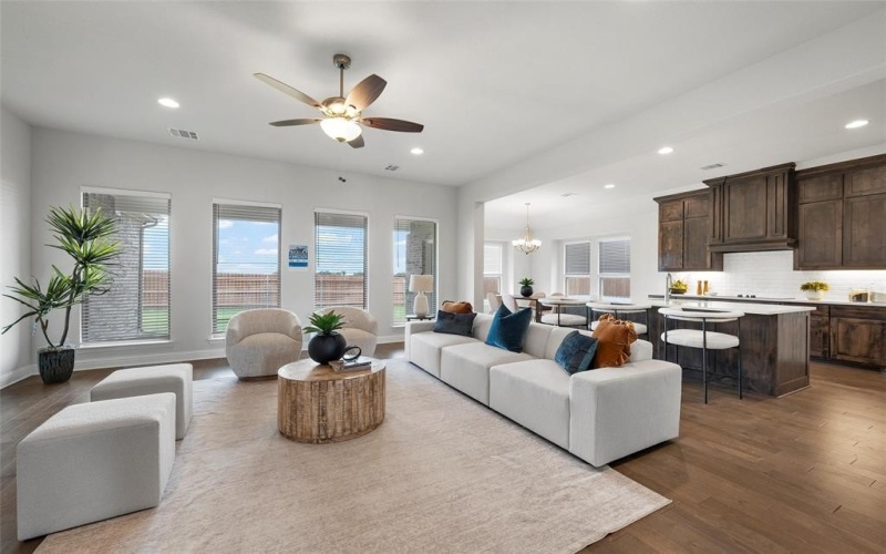 507 Broken Spoke Trail, Waco, TX 76657, 3 Habitaciones Habitaciones , ,2 BañosBaños,Residential,En Venta,507 Broken Spoke Trail,225682