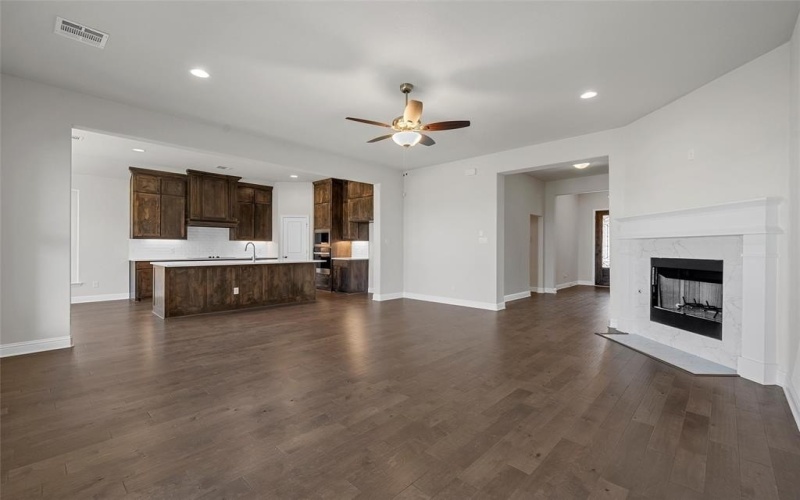 507 Broken Spoke Trail, Waco, TX 76657, 3 Habitaciones Habitaciones , ,2 BañosBaños,Residential,En Venta,507 Broken Spoke Trail,225682