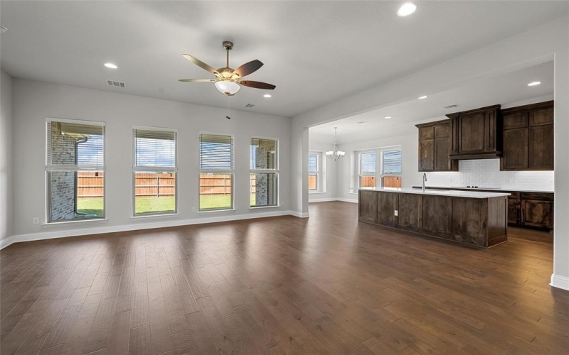 507 Broken Spoke Trail, Waco, TX 76657, 3 Habitaciones Habitaciones , ,2 BañosBaños,Residential,En Venta,507 Broken Spoke Trail,225682