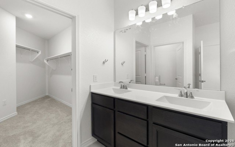 13210 CLUB HOUSE BLVD., San Antonio, TX 78221, 3 Habitaciones Habitaciones , ,2 BañosBaños,Residential,En Venta,13210 CLUB HOUSE BLVD.,1849360