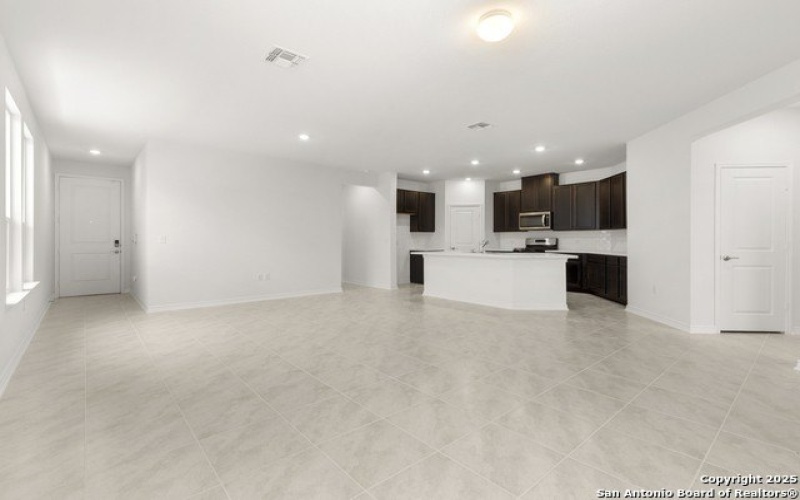 13210 CLUB HOUSE BLVD., San Antonio, TX 78221, 3 Habitaciones Habitaciones , ,2 BañosBaños,Residential,En Venta,13210 CLUB HOUSE BLVD.,1849360