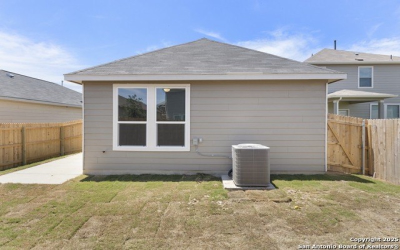 13210 CLUB HOUSE BLVD., San Antonio, TX 78221, 3 Habitaciones Habitaciones , ,2 BañosBaños,Residential,En Venta,13210 CLUB HOUSE BLVD.,1849360