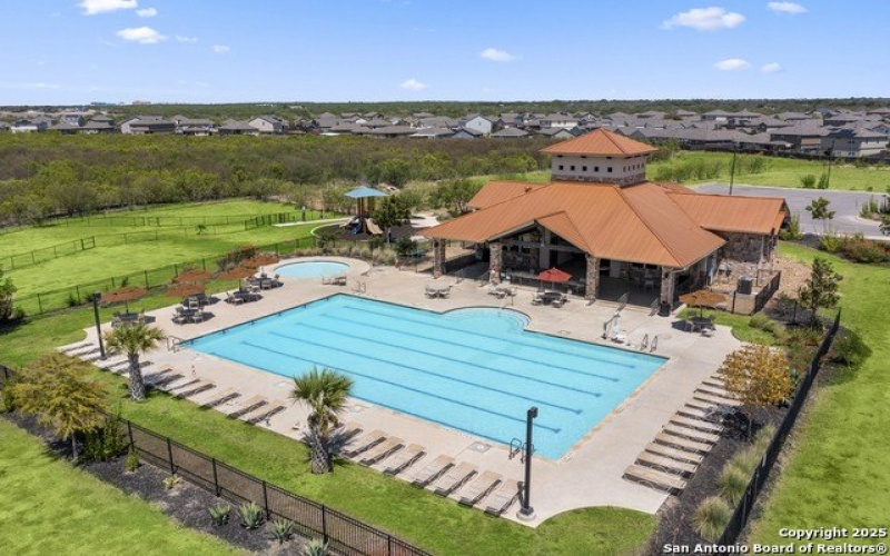 13210 CLUB HOUSE BLVD., San Antonio, TX 78221, 3 Habitaciones Habitaciones , ,2 BañosBaños,Residential,En Venta,13210 CLUB HOUSE BLVD.,1849360