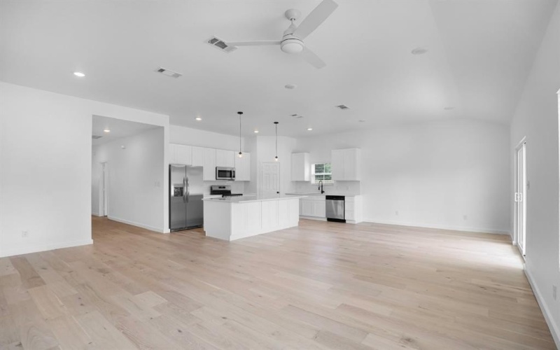909 Maple Street, Farmersville, TX 75442, 3 Habitaciones Habitaciones , ,2 BañosBaños,Residential,En Venta,909 Maple Street,20939722