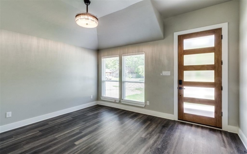 3235 Pine Street, Dallas, TX 75215, 4 Habitaciones Habitaciones , ,2 BañosBaños,Residential,En Venta,3235 Pine Street,20939735