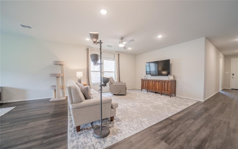 1304 Coyote Ridge, Aubrey, TX 76227, 4 Bedrooms Bedrooms, ,2 BathroomsBathrooms,Residential Lease,For Rent,1304 Coyote Ridge,20939743