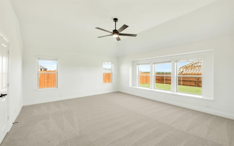 1024 Emerald Trace Drive, Justin, TX 76247, 5 Bedrooms Bedrooms, ,5 BathroomsBathrooms,Residential,For Sale,1024 Emerald Trace Drive,20939747