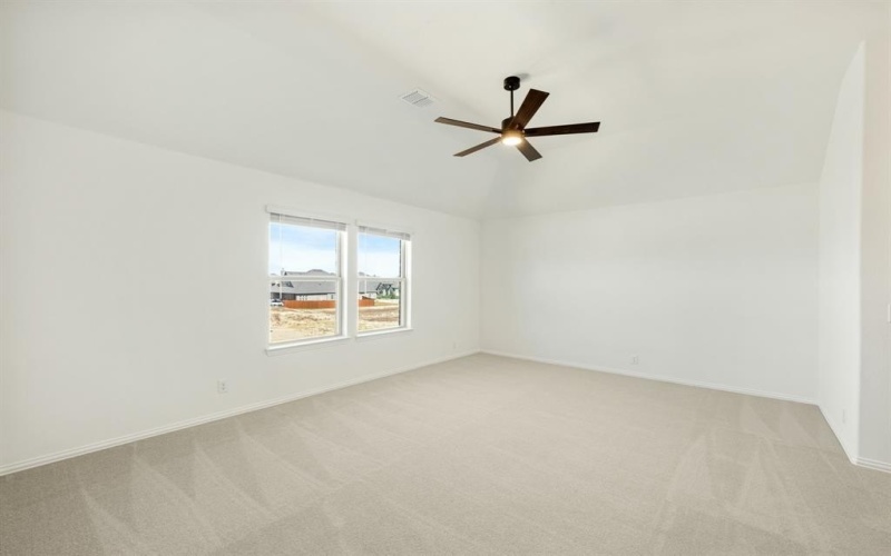 1024 Emerald Trace Drive, Justin, TX 76247, 5 Bedrooms Bedrooms, ,5 BathroomsBathrooms,Residential,For Sale,1024 Emerald Trace Drive,20939747