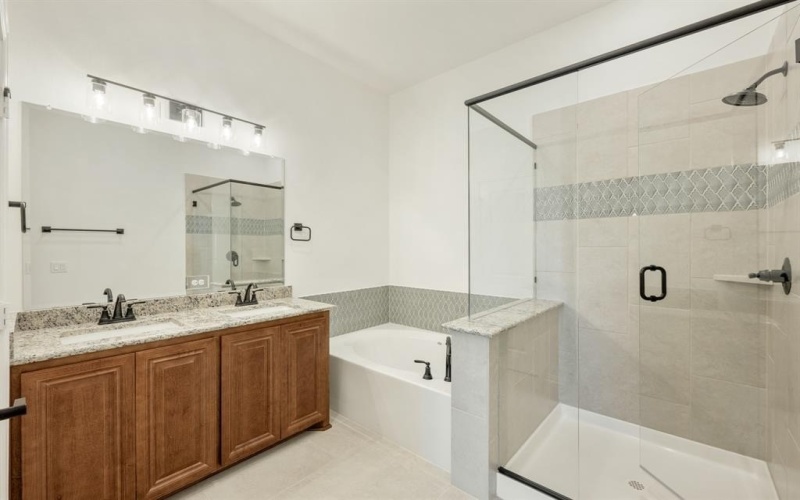 1024 Emerald Trace Drive, Justin, TX 76247, 5 Bedrooms Bedrooms, ,5 BathroomsBathrooms,Residential,For Sale,1024 Emerald Trace Drive,20939747