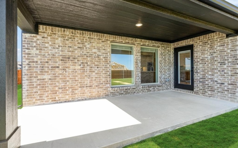 1024 Emerald Trace Drive, Justin, TX 76247, 5 Bedrooms Bedrooms, ,5 BathroomsBathrooms,Residential,For Sale,1024 Emerald Trace Drive,20939747
