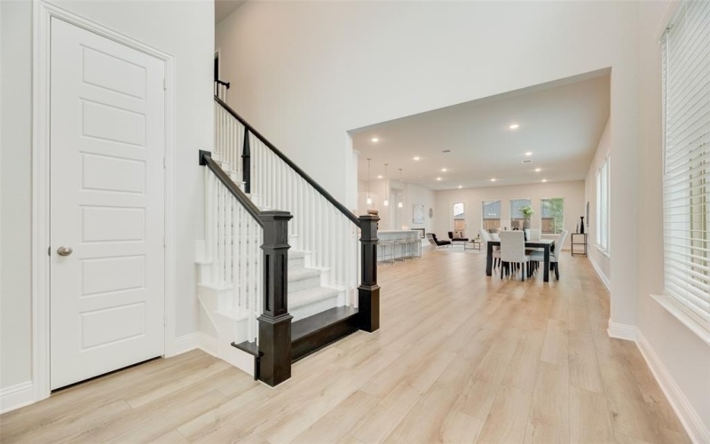 7112 Manhattan Drive, Rowlett, TX 75088, 4 Bedrooms Bedrooms, ,3 BathroomsBathrooms,Residential,For Sale,7112 Manhattan Drive,20939791