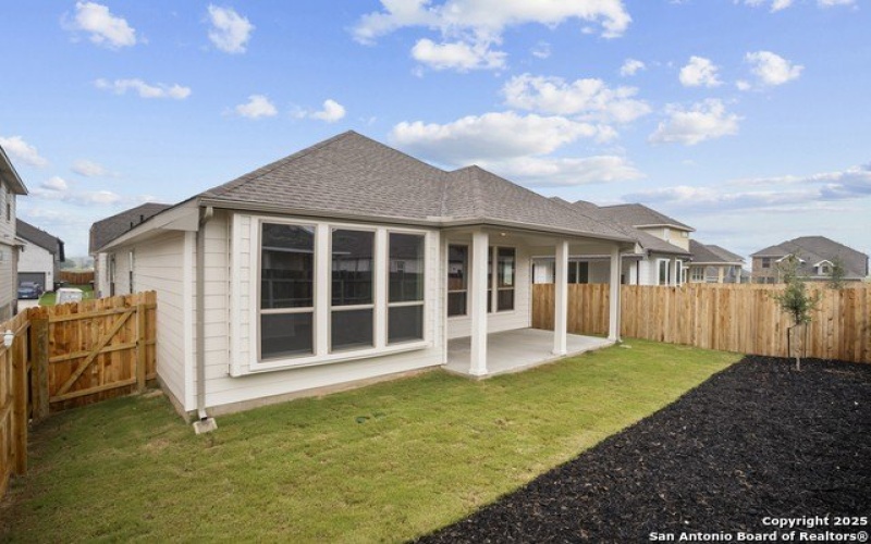 1024 Windflower, New Braunfels, TX 78130, 3 Habitaciones Habitaciones , ,2 BañosBaños,Residential,En Venta,1024 Windflower,1821596