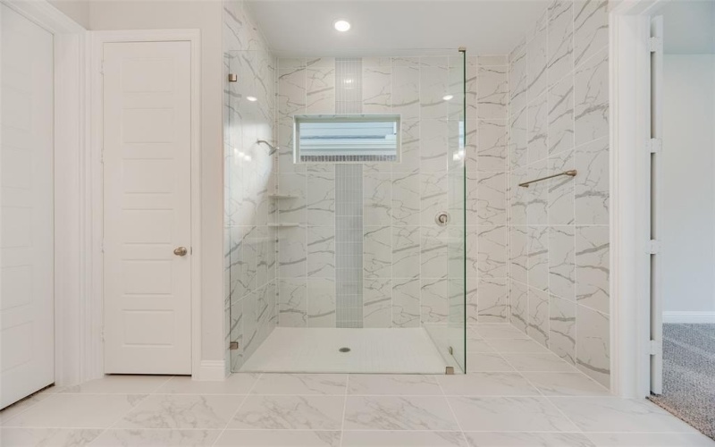 7113 El Matador Drive, Rowlett, TX 75088, 5 Bedrooms Bedrooms, ,5 BathroomsBathrooms,Residential,For Sale,7113 El Matador Drive,20939880