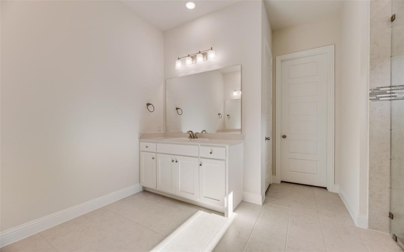 7107 Manhattan Drive, Rowlett, TX 75088, 5 Habitaciones Habitaciones , ,5 BañosBaños,Residential,En Venta,7107 Manhattan Drive,20939923