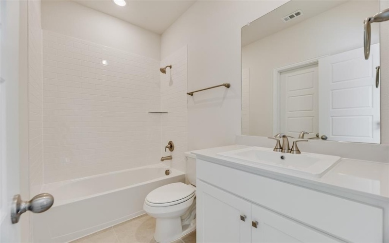 7107 Manhattan Drive, Rowlett, TX 75088, 5 Habitaciones Habitaciones , ,5 BañosBaños,Residential,En Venta,7107 Manhattan Drive,20939923