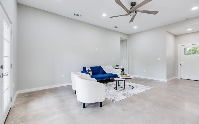 2118 Deaton St, San Angelo, TX 76903, 3 Bedrooms Bedrooms, ,2 BathroomsBathrooms,Residential,For Sale,2118 Deaton St,127472