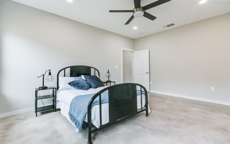 2118 Deaton St, San Angelo, TX 76903, 3 Bedrooms Bedrooms, ,2 BathroomsBathrooms,Residential,For Sale,2118 Deaton St,127472