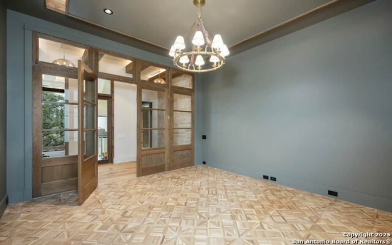 24627 Cliff Line, San Antonio, TX 78257, 4 Bedrooms Bedrooms, ,5 BathroomsBathrooms,Residential,For Sale,24627 Cliff Line,1834818