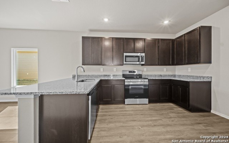729 Canyon View, Seguin, TX 78155, 3 Bedrooms Bedrooms, ,2 BathroomsBathrooms,Residential,For Sale,729 Canyon View,1843063