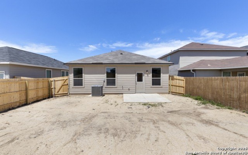 13215 Club House Blvd, San Antonio, TX 78221, 3 Habitaciones Habitaciones , ,2 BañosBaños,Residential,En Venta,13215 Club House Blvd,1843728