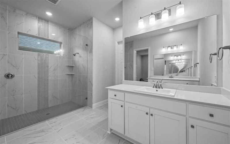 2210 Balboa Drive, Rowlett, TX 75088, 5 Bedrooms Bedrooms, ,5 BathroomsBathrooms,Residential Lease,For Rent,2210 Balboa Drive,20937007