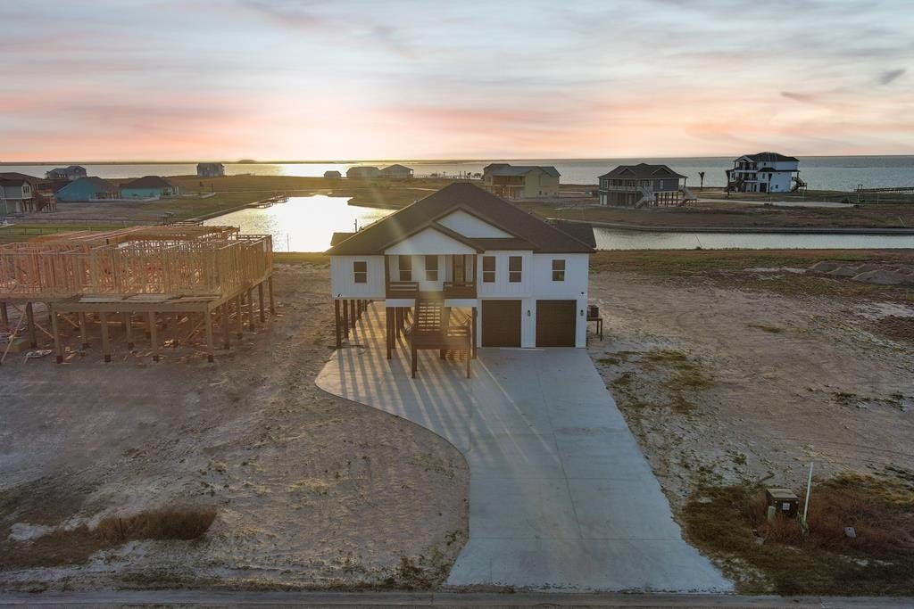 10 Westpointe Drive, ROCKPORT, TX 78382, 4 Bedrooms Bedrooms, ,3 BathroomsBathrooms,Residential,For Sale,10 Westpointe Drive,145794