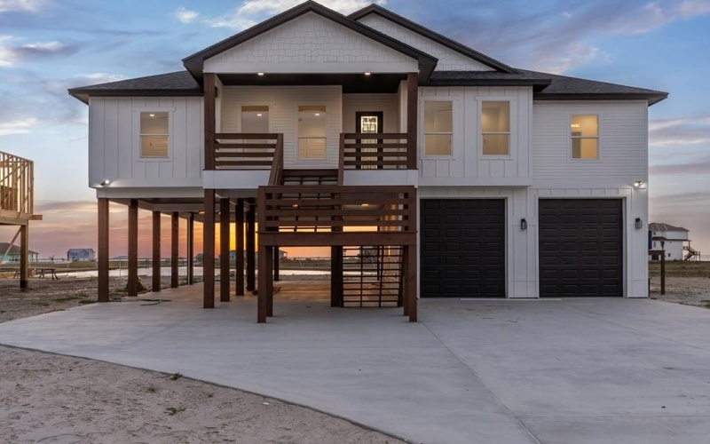 10 Westpointe Drive, ROCKPORT, TX 78382, 4 Bedrooms Bedrooms, ,3 BathroomsBathrooms,Residential,For Sale,10 Westpointe Drive,145794