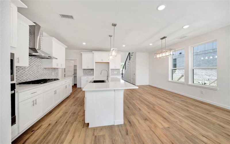 220 E Park Street, Little Elm, TX 75068, 4 Bedrooms Bedrooms, ,3 BathroomsBathrooms,Residential,For Sale,220 E Park Street,20937394