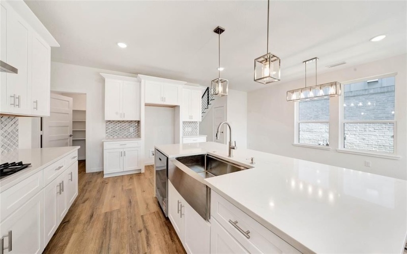 220 E Park Street, Little Elm, TX 75068, 4 Bedrooms Bedrooms, ,3 BathroomsBathrooms,Residential,For Sale,220 E Park Street,20937394
