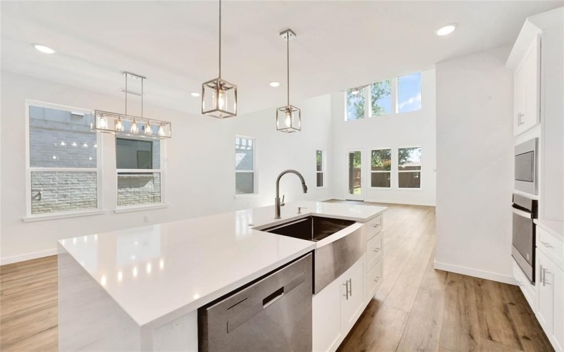 220 E Park Street, Little Elm, TX 75068, 4 Bedrooms Bedrooms, ,3 BathroomsBathrooms,Residential,For Sale,220 E Park Street,20937394