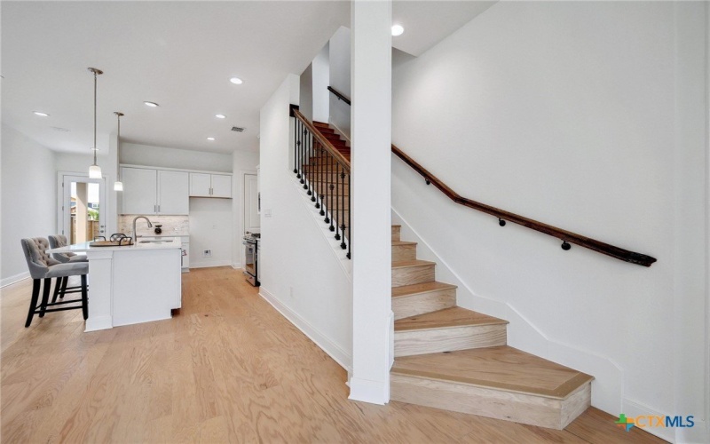 619 Dorfstrasse, New Braunfels, TX 78130, 3 Habitaciones Habitaciones , ,2 BañosBaños,Residential,En Venta,619 Dorfstrasse,560876