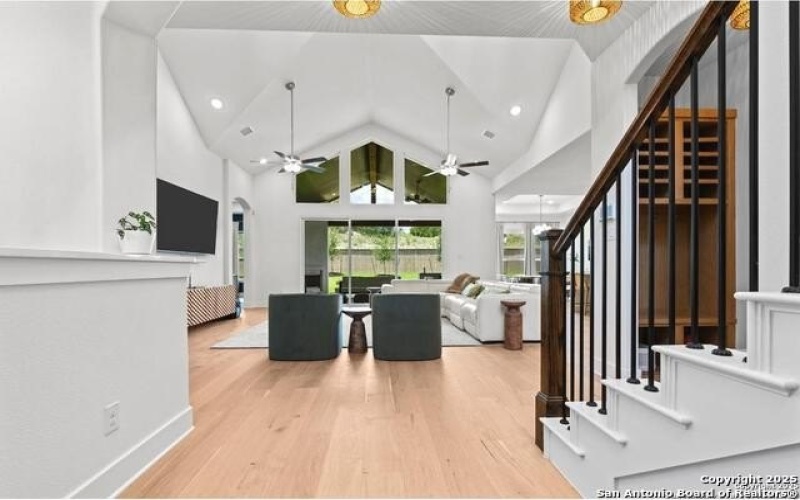 4003 Wood Creek, San Antonio, TX 78257, 5 Habitaciones Habitaciones , ,6 BañosBaños,Residential,En Venta,4003 Wood Creek,1866672