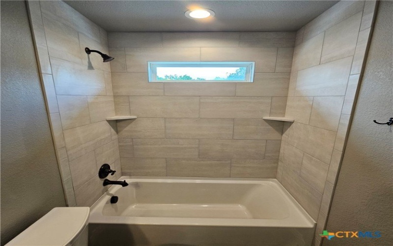1746 Blueridge Drive, Canyon Lake, TX 78133, 3 Bedrooms Bedrooms, ,2 BathroomsBathrooms,Residential,For Sale,1746 Blueridge Drive,549553