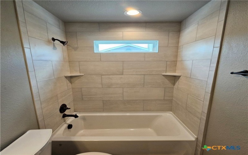 1746 Blueridge Drive, Canyon Lake, TX 78133, 3 Bedrooms Bedrooms, ,2 BathroomsBathrooms,Residential,For Sale,1746 Blueridge Drive,549553