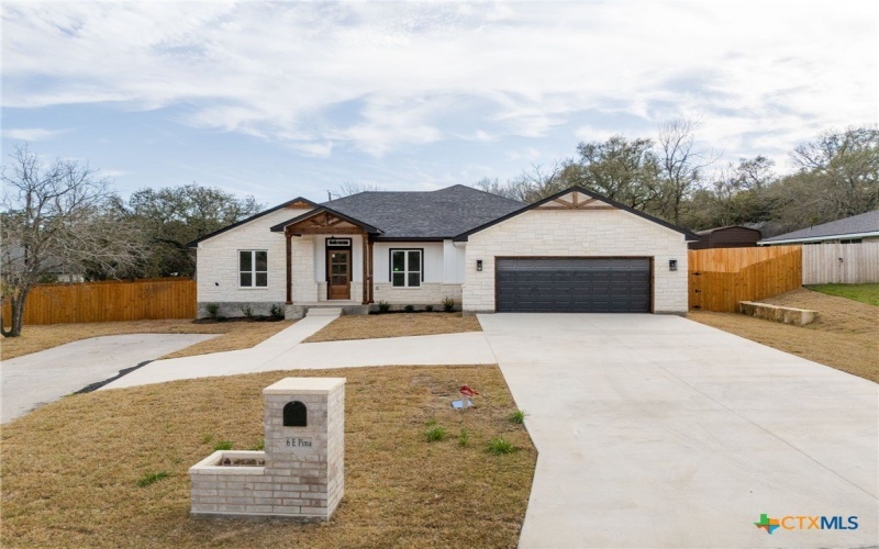 6 E Pima Lane, Belton, TX 76513, 4 Bedrooms Bedrooms, ,2 BathroomsBathrooms,Residential,For Sale,6 E Pima Lane,561832