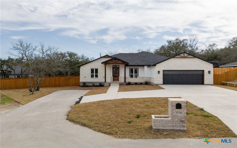6 E Pima Lane, Belton, TX 76513, 4 Bedrooms Bedrooms, ,2 BathroomsBathrooms,Residential,For Sale,6 E Pima Lane,561832