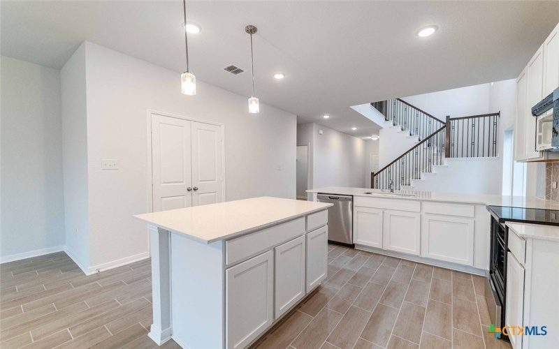 1205 Agnus Grove, Seguin, TX 78155, 4 Habitaciones Habitaciones , ,2 BañosBaños,Residential,En Venta,1205 Agnus Grove,563668