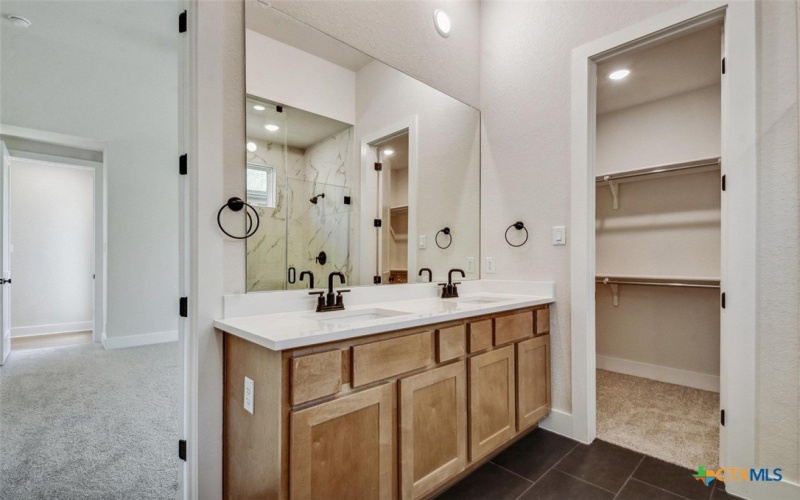 917 Easy Gruene, New Braunfels, TX 78130, 3 Habitaciones Habitaciones , ,2 BañosBaños,Residential,En Venta,917 Easy Gruene,570978