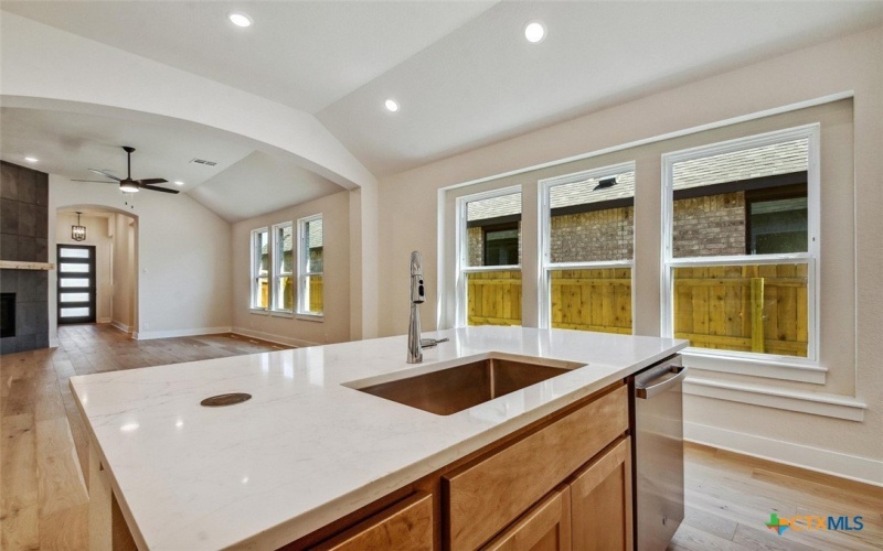 917 Easy Gruene, New Braunfels, TX 78130, 3 Habitaciones Habitaciones , ,2 BañosBaños,Residential,En Venta,917 Easy Gruene,570978