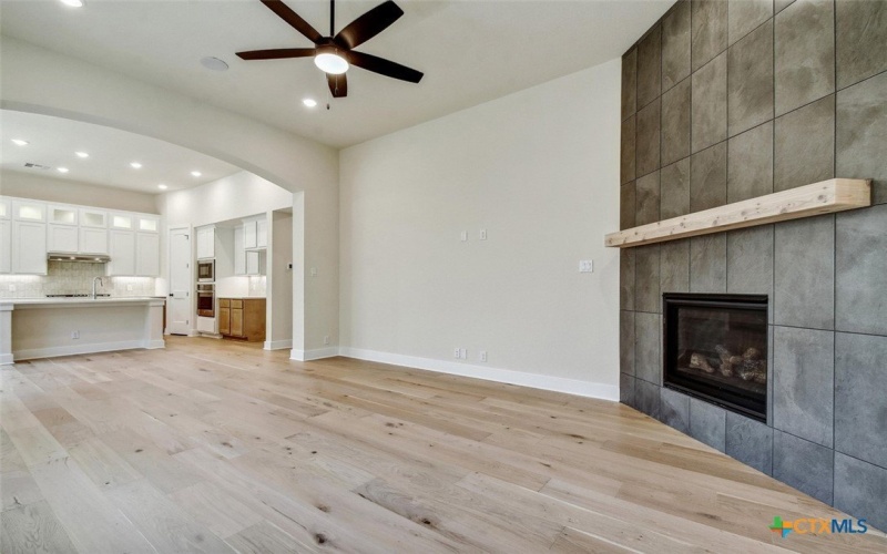 917 Easy Gruene, New Braunfels, TX 78130, 3 Habitaciones Habitaciones , ,2 BañosBaños,Residential,En Venta,917 Easy Gruene,570978