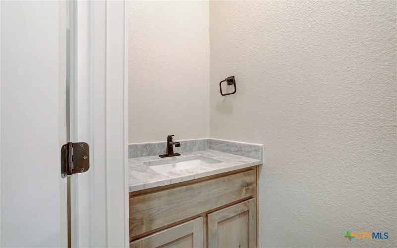 6919 Cherry Laurel, Salado, TX 76571, 4 Bedrooms Bedrooms, ,5 BathroomsBathrooms,Residential,For Sale,6919 Cherry Laurel,578642