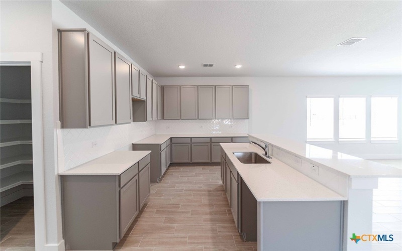 513 Lina Way, Seguin, TX 78155, 3 Bedrooms Bedrooms, ,2 BathroomsBathrooms,Residential,For Sale,513 Lina Way,556177