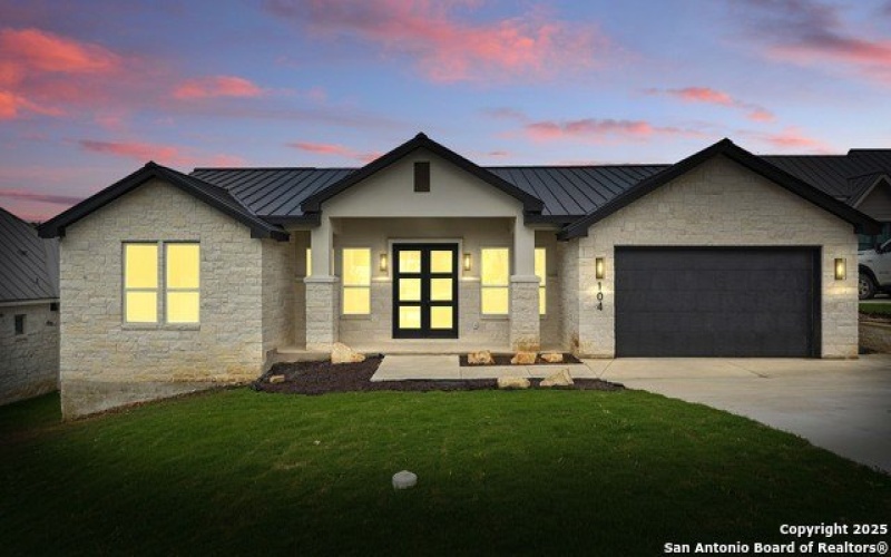 104 Creede St, Boerne, TX 78006, 3 Bedrooms Bedrooms, ,3 BathroomsBathrooms,Residential,For Sale,104 Creede St,1865687