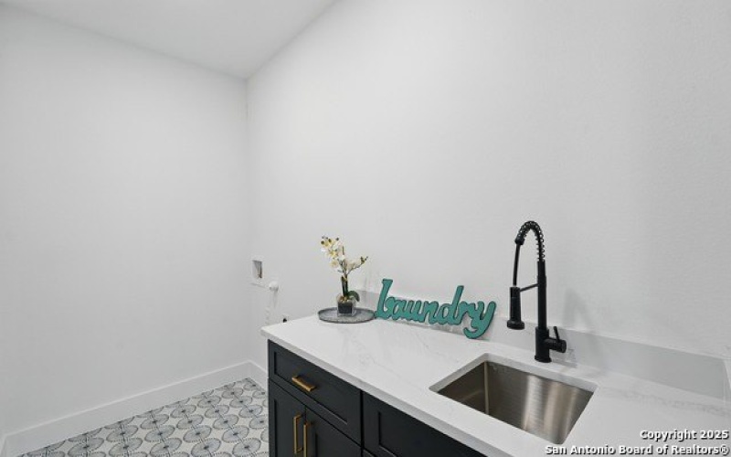 104 Creede St, Boerne, TX 78006, 3 Bedrooms Bedrooms, ,3 BathroomsBathrooms,Residential,For Sale,104 Creede St,1865687