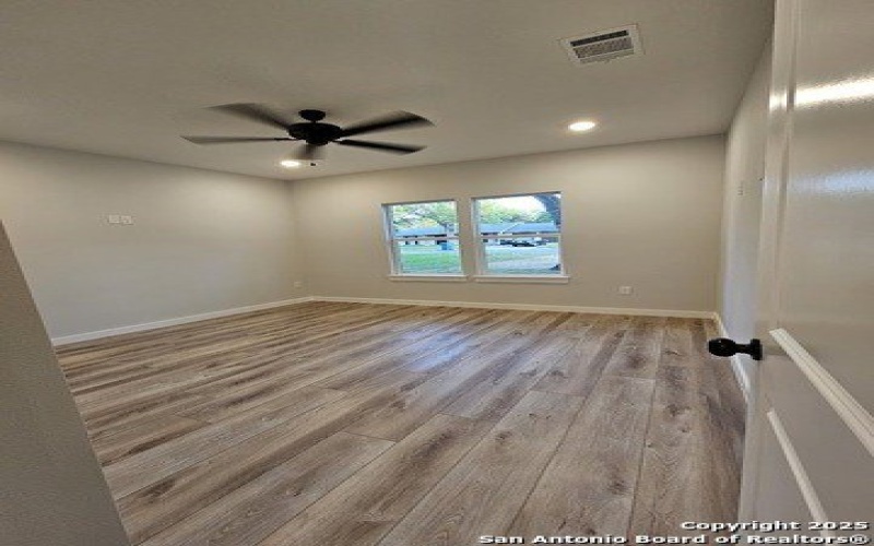 5819 lake bluff, San Antonio, TX 78222, 3 Bedrooms Bedrooms, ,2 BathroomsBathrooms,Residential,For Sale,5819 lake bluff,1867681