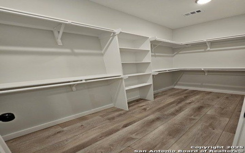 5819 lake bluff, San Antonio, TX 78222, 3 Bedrooms Bedrooms, ,2 BathroomsBathrooms,Residential,For Sale,5819 lake bluff,1867681