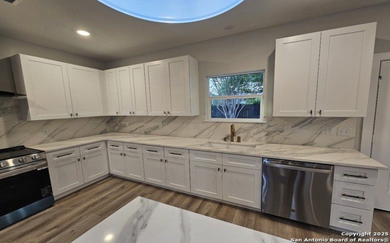 5819 lake bluff, San Antonio, TX 78222, 3 Bedrooms Bedrooms, ,2 BathroomsBathrooms,Residential,For Sale,5819 lake bluff,1867681